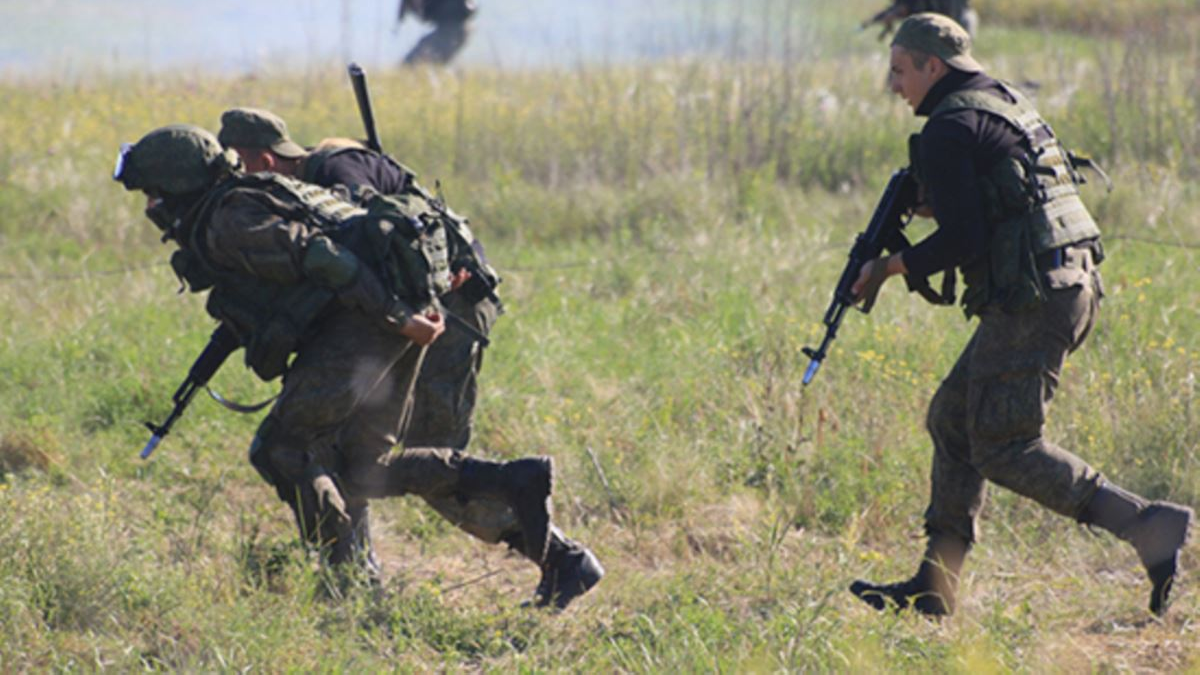 За весну-лето 2021 РФ увеличила свой военный контингент в оккупированном Крыму | Что известно